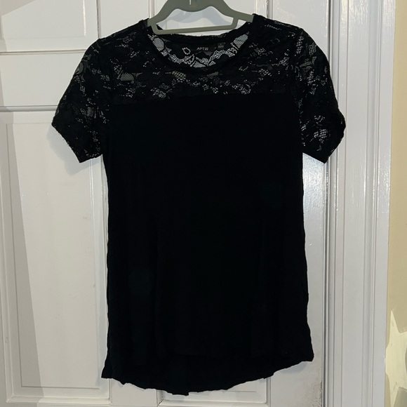 Apt. 9 Tops - Apt. 9 Black Lace Yoke Short Sleeve Top Size Small
